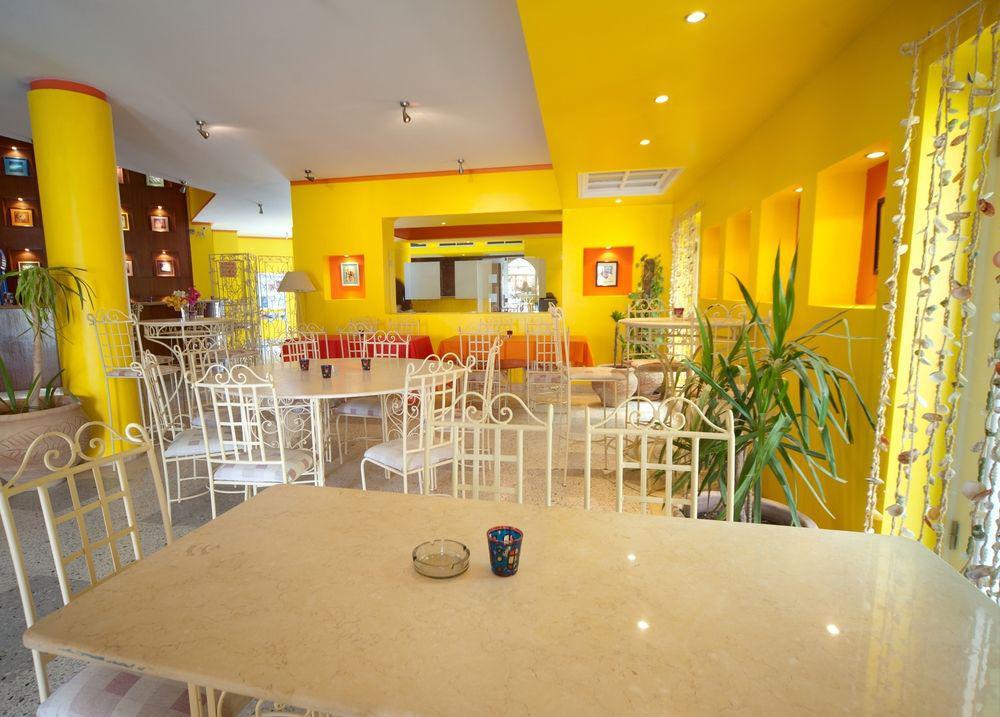 Turtle'S Inn Hotel Hurghada Interno foto